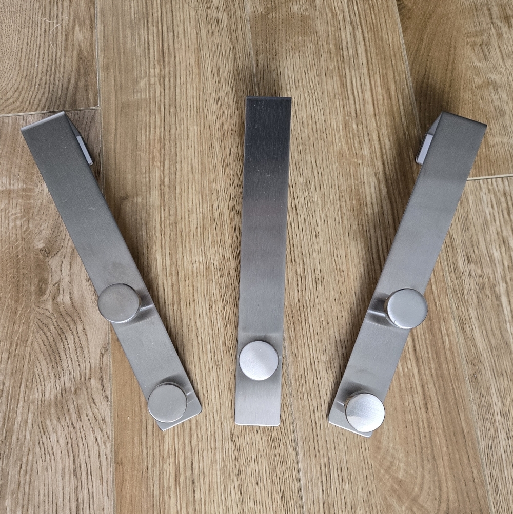 🆕️Door Hooks. 3 "Over The Door" Chrome Hooks